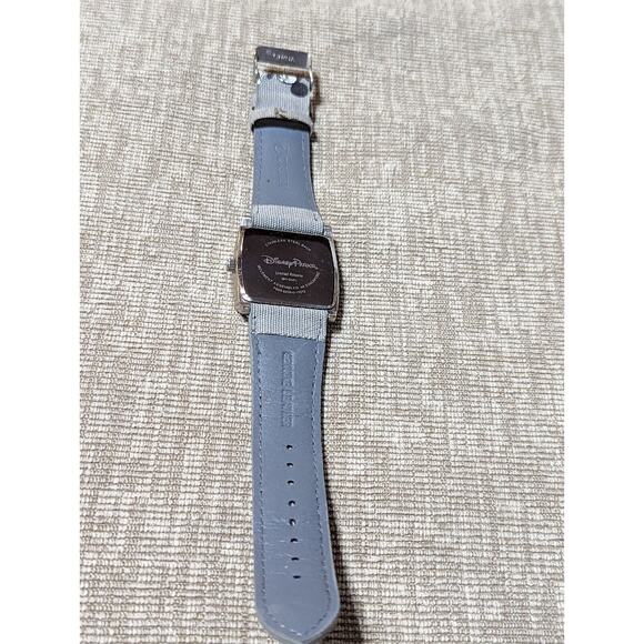 Genuine Disney Limited Release Pie Eyed Mickey Mouse Women's Wrist Watch Grey - Picture 5 of 8